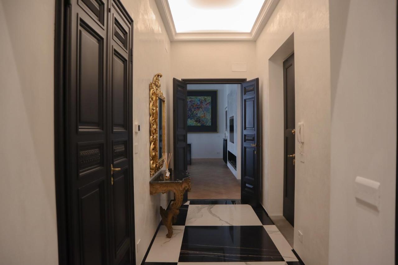 Cavour 83 Prestige House By 360Rentals Firenze Bagian luar foto