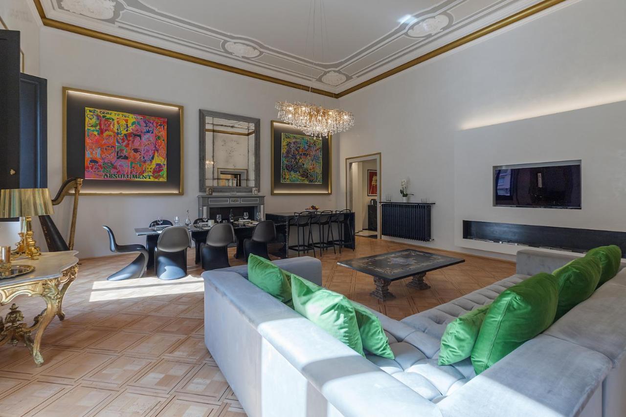 Cavour 83 Prestige House By 360Rentals Firenze Bagian luar foto