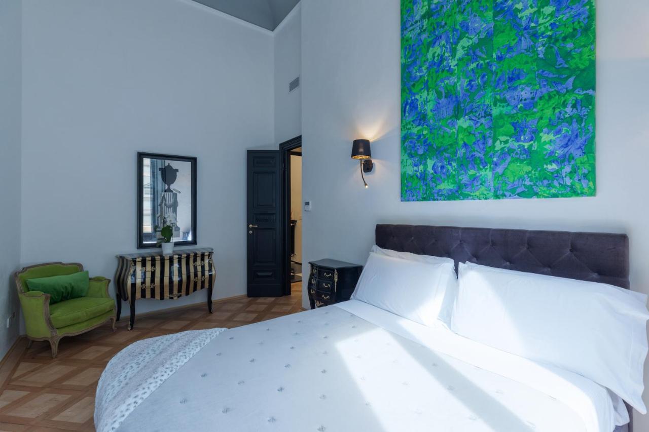 Cavour 83 Prestige House By 360Rentals Firenze Bagian luar foto