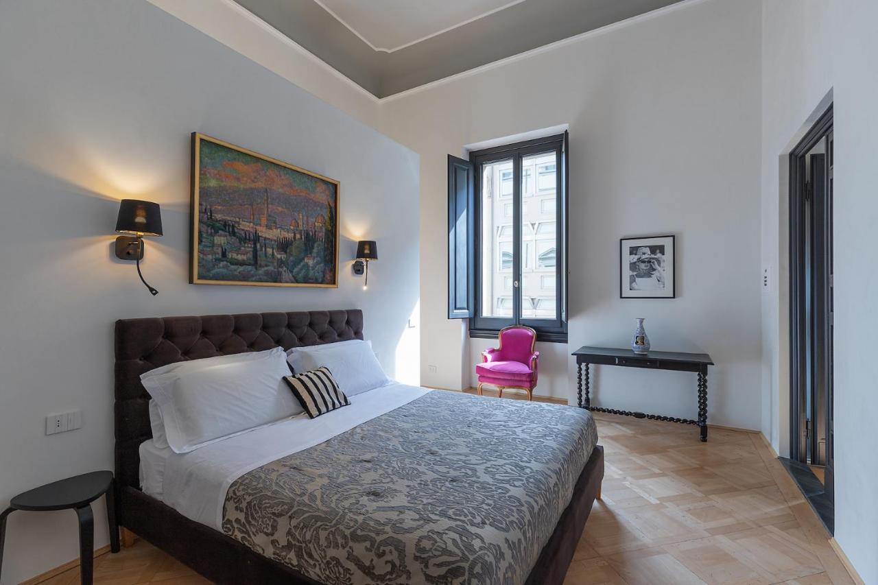 Cavour 83 Prestige House By 360Rentals Firenze Bagian luar foto