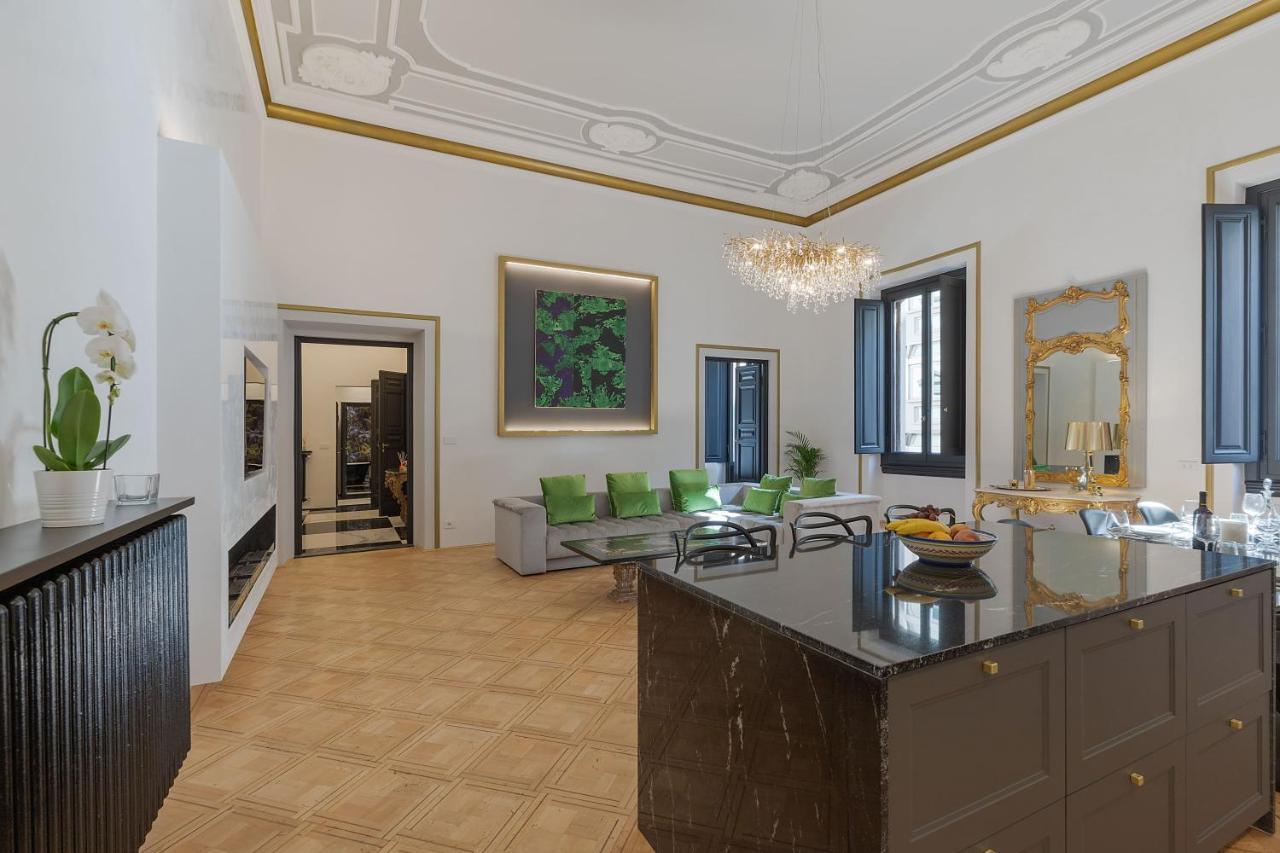 Cavour 83 Prestige House By 360Rentals Firenze Bagian luar foto